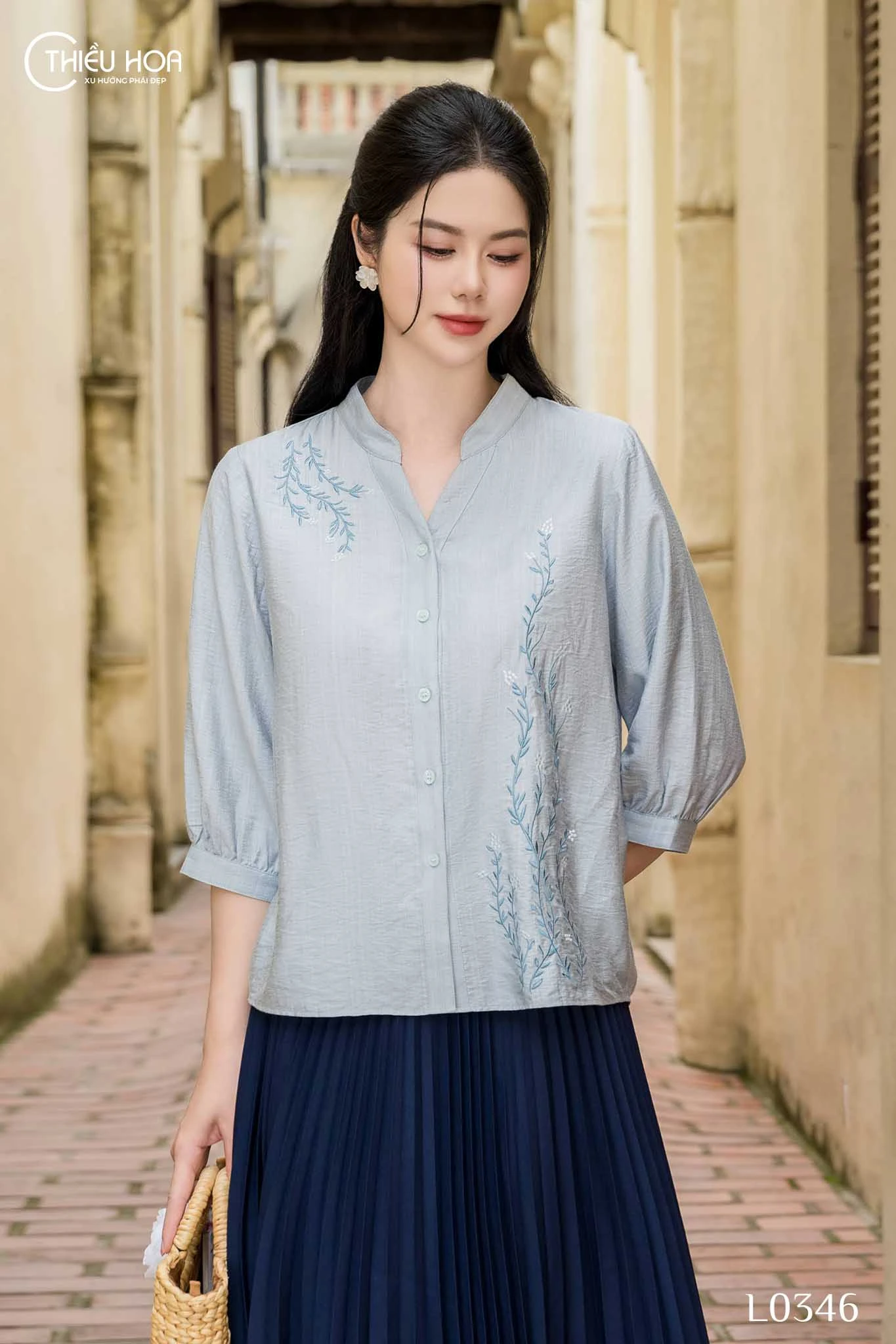Áo sơ mi cổ tàu trung niên
