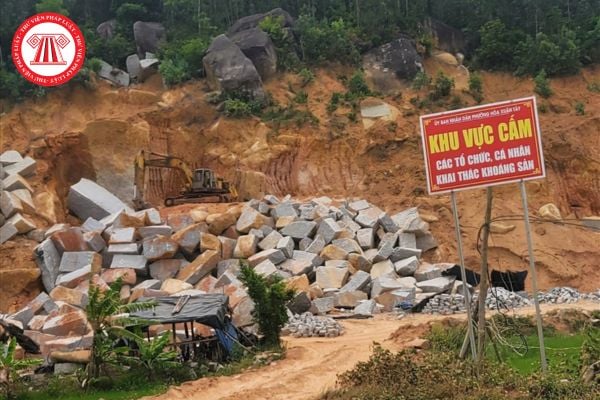 Có được tố cáo hành vi khai thác khoáng sản trái phép không?