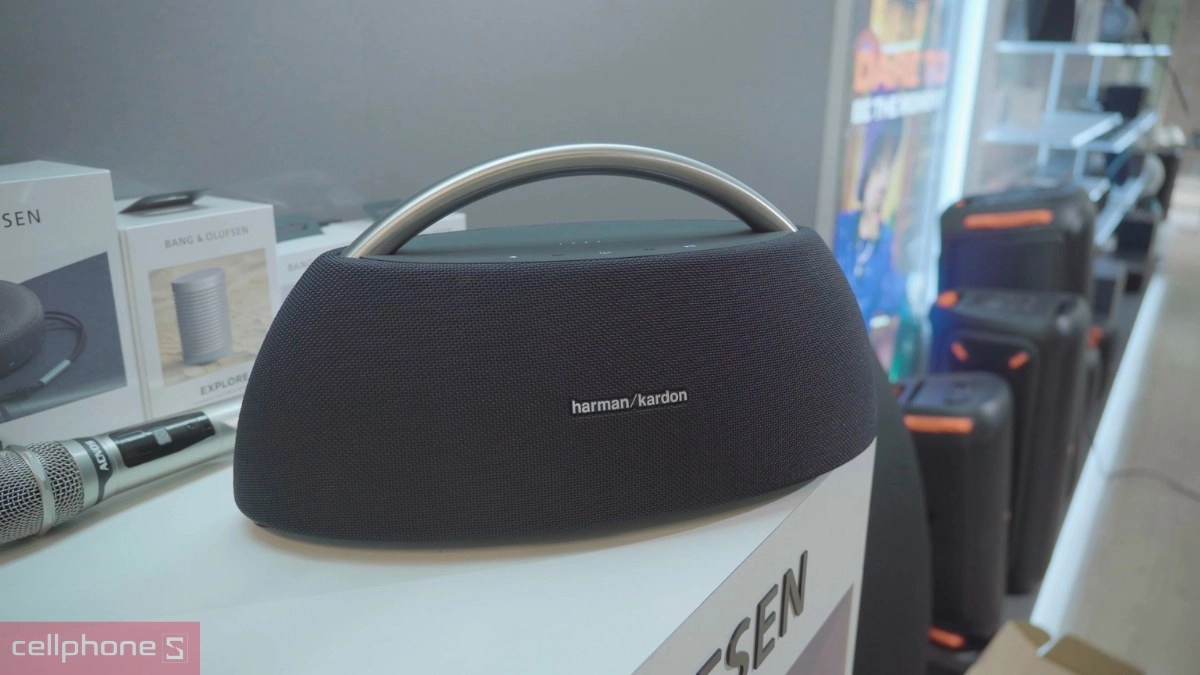 Giá loa Harman Kardon là bao nhiêu