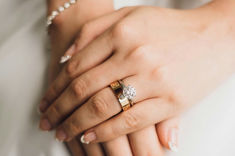 cap-nhan-cuoi-cartier-gia-bao-nhieu-nhung-yeu-to-anh-huong-den-muc-gia-hinh-1.jpg