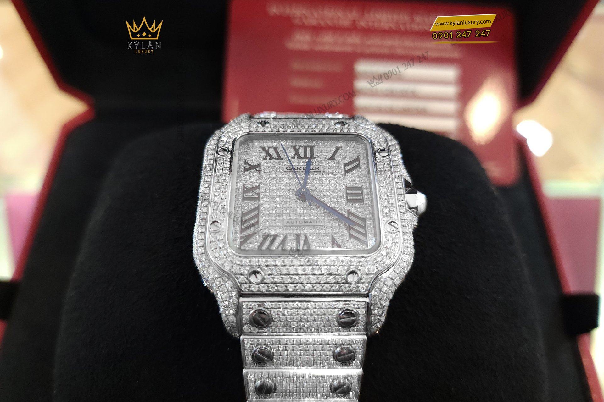 Kỳ Lân Luxury dong ho cartier santos de cartier medium size custom diamond wssa0029 4 Đồng hồ Cartier Santos De Cartier Medium Size Custom Diamond
