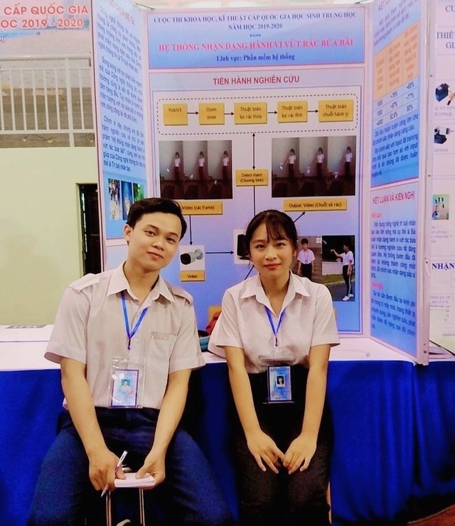 Học sinh Tây Ninh dành 1 năm sáng tạo hệ thống nhận diện vứt rác bừa bãi