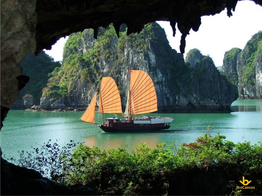 Hình ảnh Thuyền Buồm Vị Hạ Long