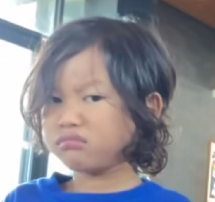 Meme khinh bủy