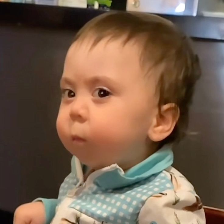 Meme khinh bỉ kết hợp chữ chế