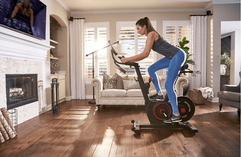 Có nên mua xe đạp tập thể dục tại nhà không