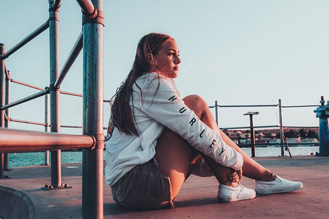 Những cách vượt qua khi crush là "hoa đã có chủ" ảnh 2
