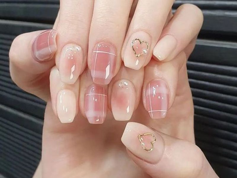 mẫu nail chụp ảnh cưới