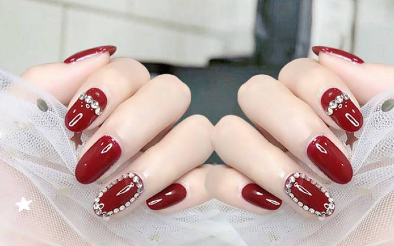 mẫu nail chụp ảnh cưới