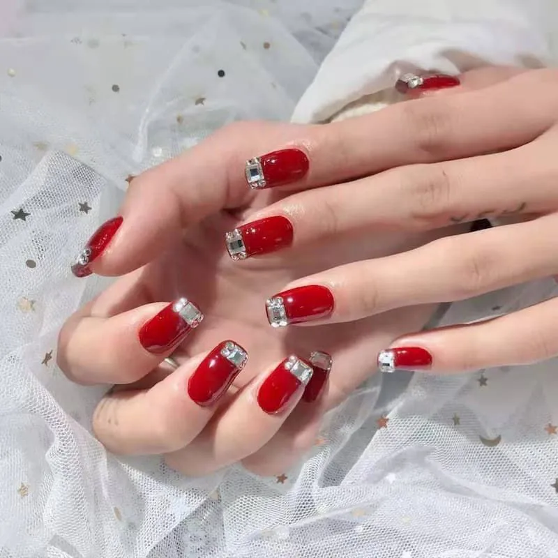 mẫu nail chụp ảnh cưới