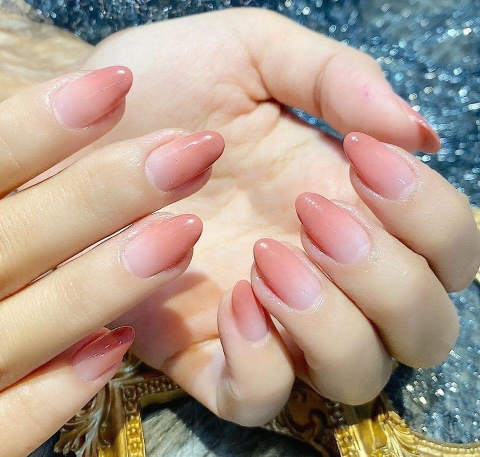 mẫu nail chụp ảnh cưới