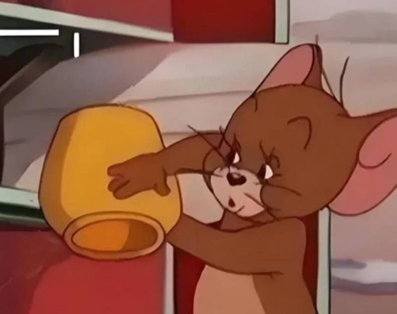 Meme hết tiền