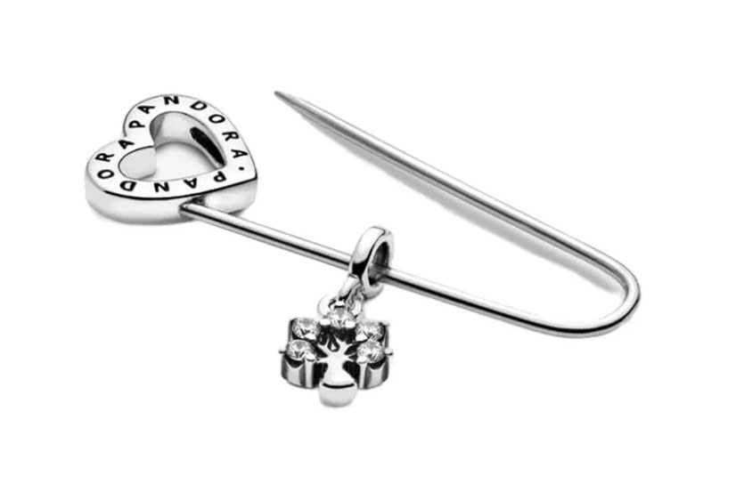 vòng ta safety pin