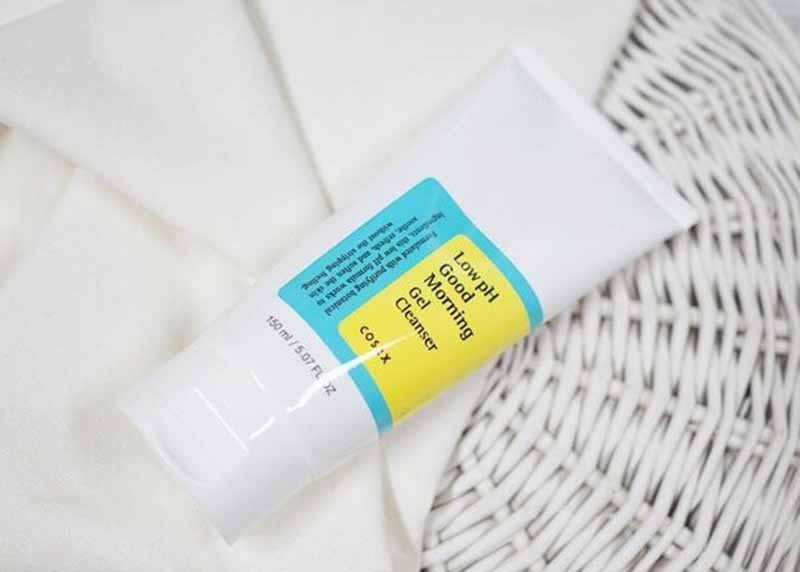 Review sữa rửa mặt Cosrx tốt không?