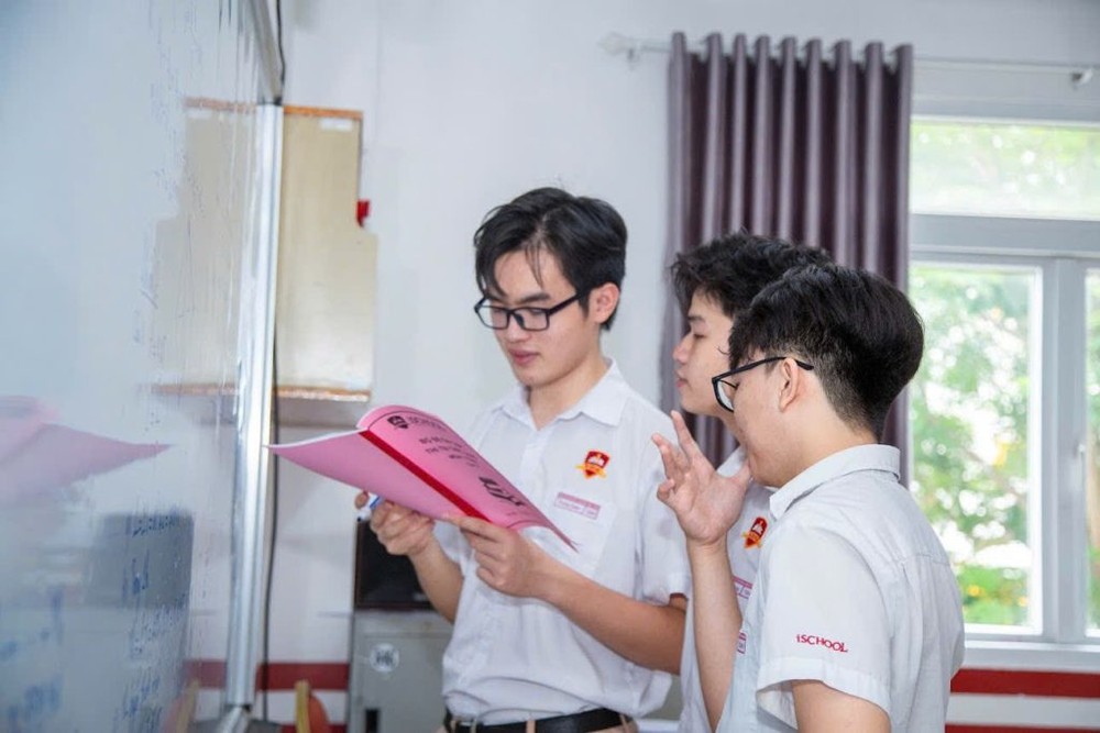 trường ischool ninh thuận.jpg