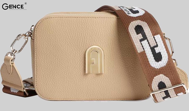 Túi xách Furla màu vàng cát Furla Sleek Mini Crossbody Sand quý phái