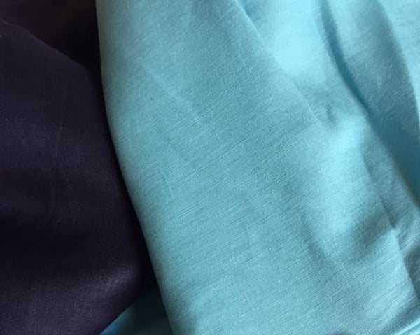Vải linen là gì? Có mấy loại? Chất vải và ưu/nhược điểm