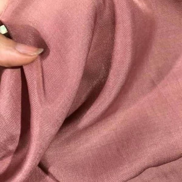 Vải linen là gì? Có mấy loại? Chất vải và ưu/nhược điểm