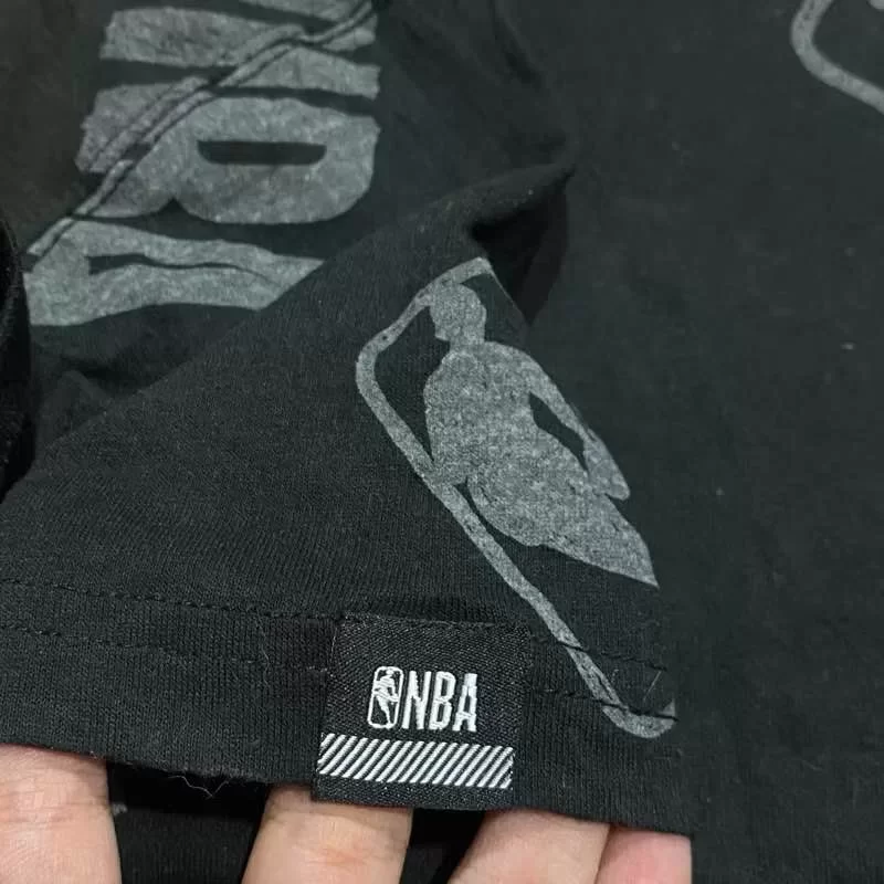 Áo Thun Mỹ 2Hand - Liệu Đúng Là Siêu Phẩm Hay Chỉ Là Cái Bẫy Cho Người Mua