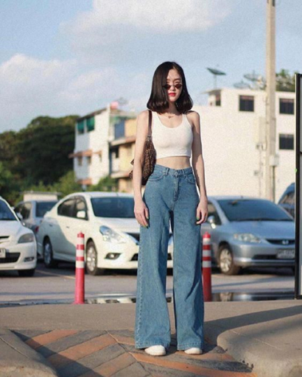 Combo quần ống rộng và áo croptop