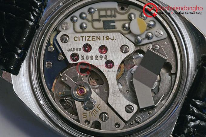 Sửa đồng hồ citizen vừa cơ vừa điện tử
