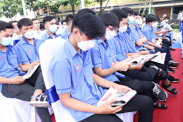 Đồng phục sơ mi