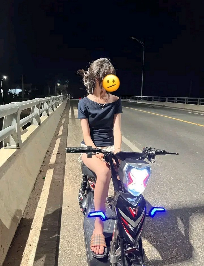 hình ảnh girl phố 13