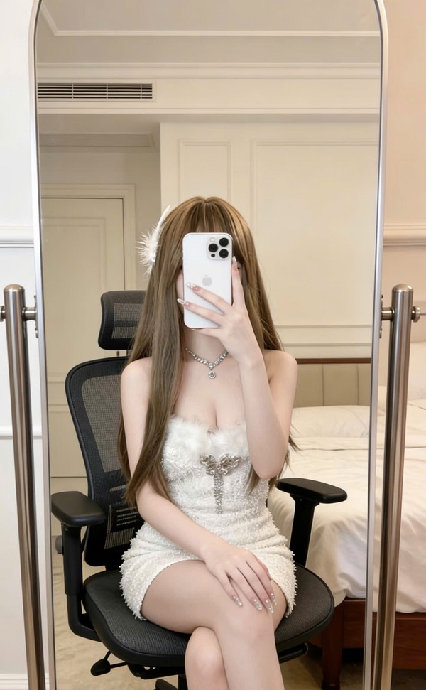 ảnh gái xinh che mặt 18