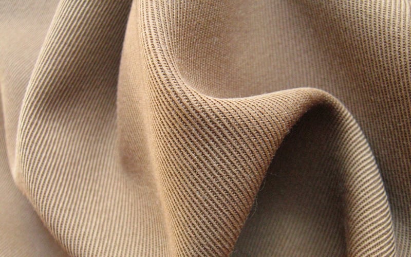 Khaki là màu gì? Kaki và khaki có giống nhau không