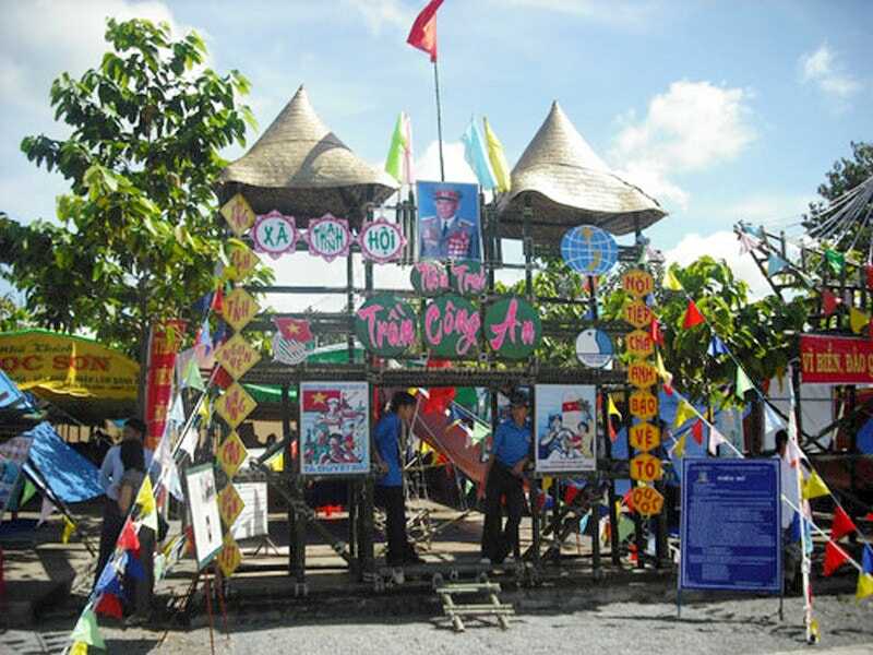 mẫu cổng trại đẹp