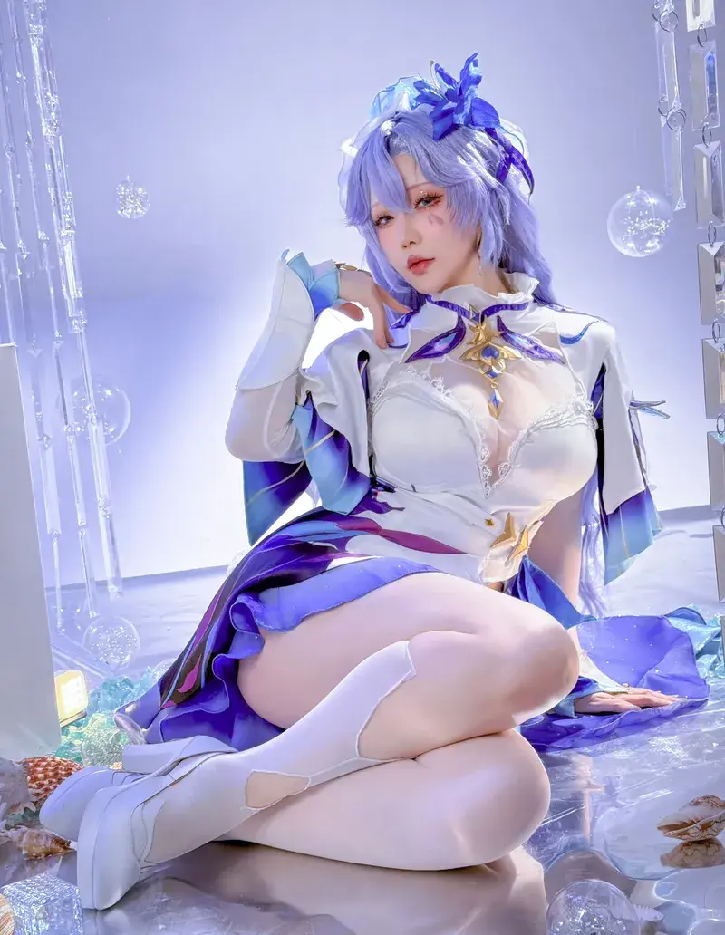 Cosplay Furina dâm lồn vú bự nứng cặc