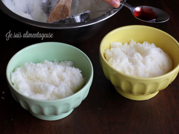 #DIY Sugar Scrubs - Jojoba and Coconut oil are great for nourishing the skin while you exfoliate! Makes a great gift =)