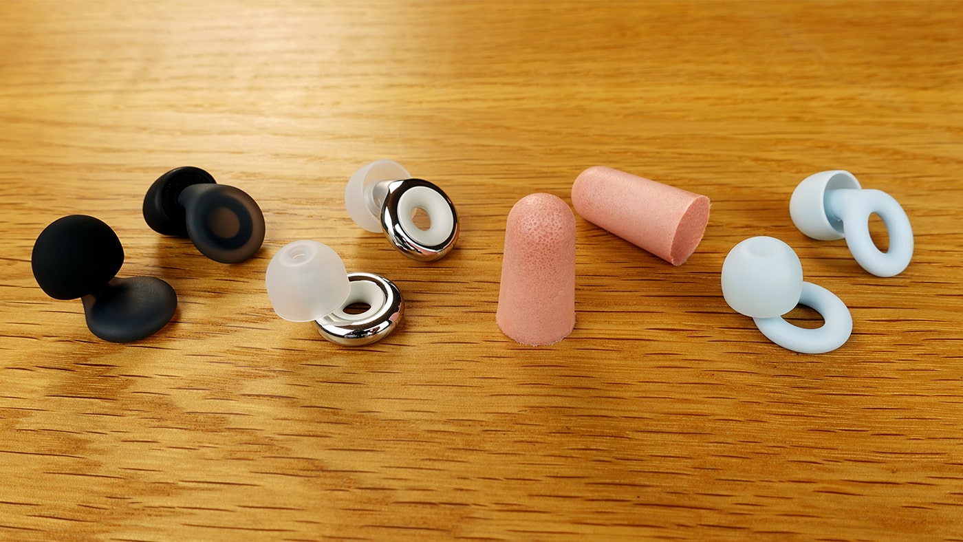 Loop earplugs and foam earplugs