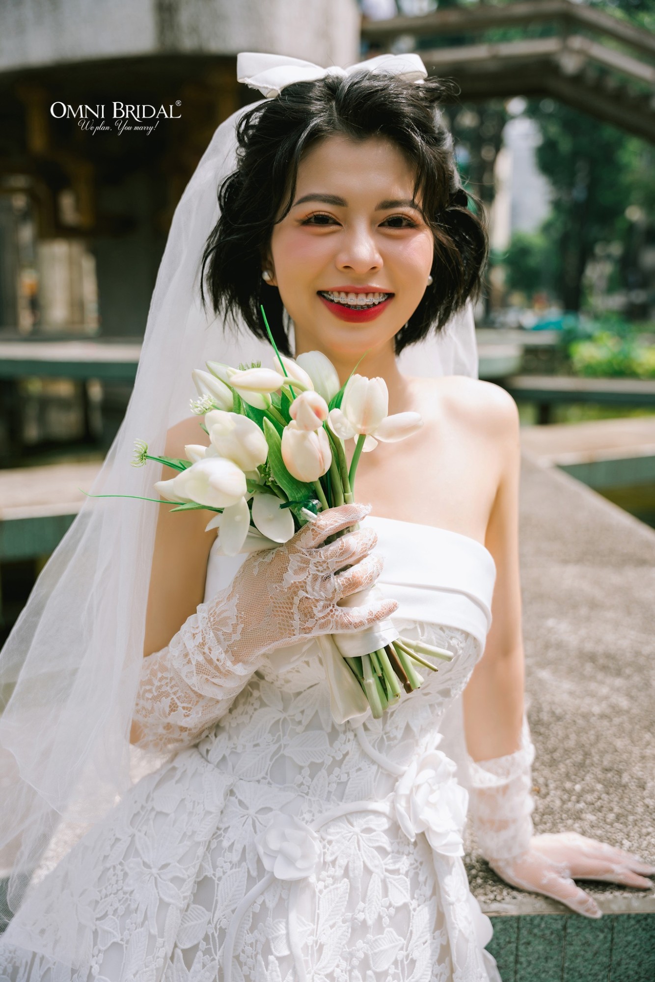 Kiểu tóc cô dâu Hàn Quốc búi nửa đầu đầy trong trẻo